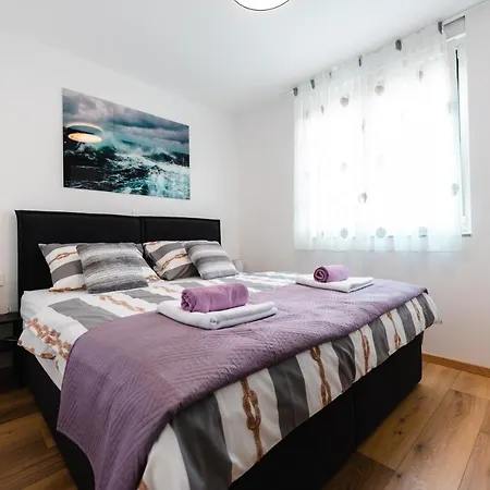 Kailani Luxury 3 Bedroom, 3 Bathroom With A Sunny Balcony Задар