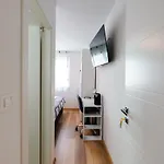 Kailani Luxury 3 Bedroom, 3 Bathroom With A Sunny Balcony דירה זאדאר