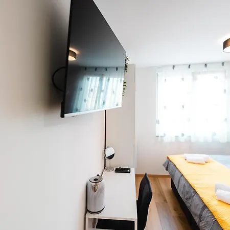 Daire Kailani Luxury 3 Bedroom, 3 Bathroom With A Sunny Balcony *