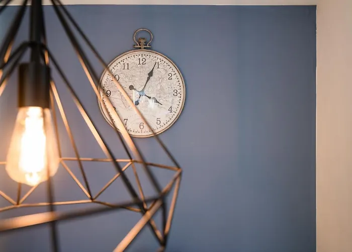 Апартаменти Kailani Luxury 3 Bedroom, 3 Bathroom With A Sunny Balcony Задар