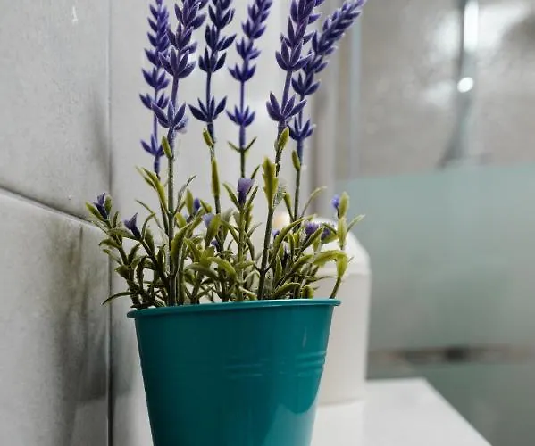 Апартаменти Kailani Luxury 3 Bedroom, 3 Bathroom With A Sunny Balcony *