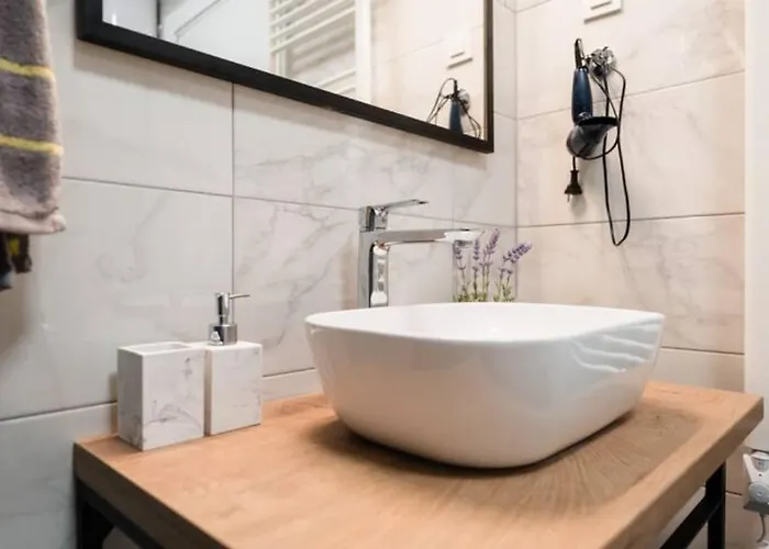 Kailani Luxury 3 Bedroom, 3 Bathroom With A Sunny Balcony Апартаменти